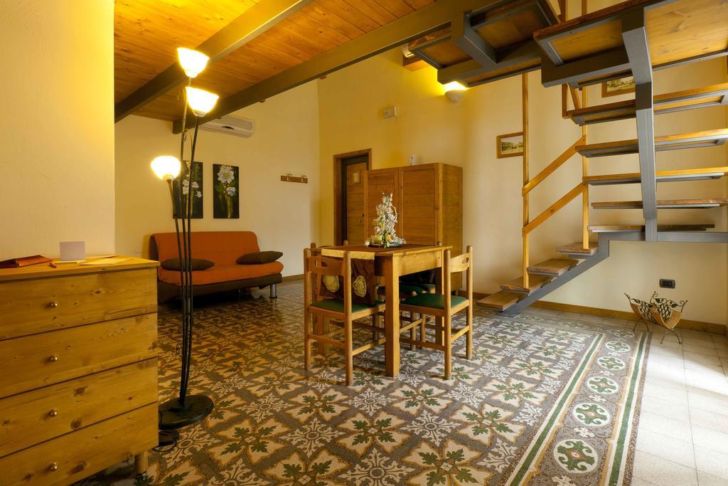 Valentino Bed & Breakfast Valenzano Dış mekan fotoğraf